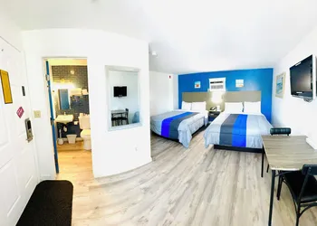 Blue Spruce Motel & Townhouses hotel thumbnail 6