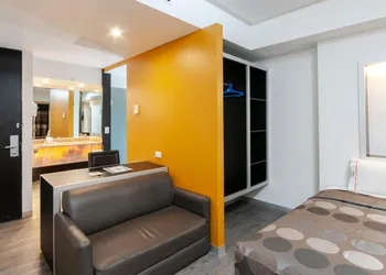 Hotel Harare hotel thumbnail 2