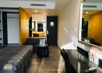 Hotel Harare hotel thumbnail 3
