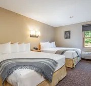 Snow Cap Inn hotel detail image 4