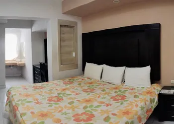 Hotel Laguna Inn hotel thumbnail 6