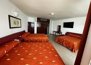 Hotel Royalty hotel thumbnail 8