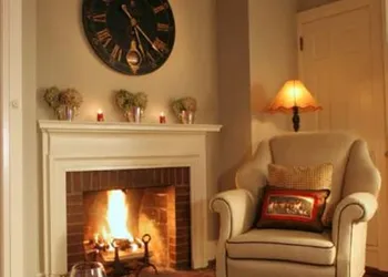 10 Fitch Luxurious Romantic Inn hotel thumbnail 3