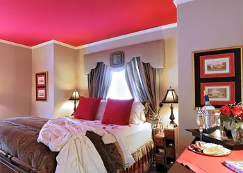 10 Fitch Luxurious Romantic Inn hotel thumbnail 6