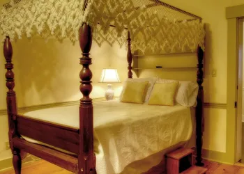 Emma's Bed and Breakfast hotel thumbnail 8
