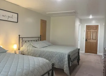 Heritage Homestead Inn hotel thumbnail 6