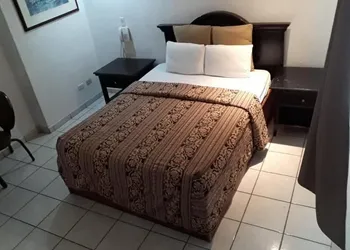 Hotel Don Quijote hotel thumbnail 4