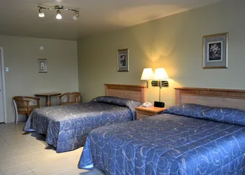 Motel Quatre Saisons hotel thumbnail 5