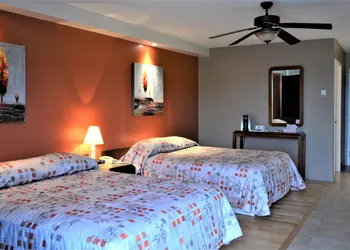 Motel Quatre Saisons hotel thumbnail 8
