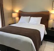 Adventure the Bruce Inn - Recently Renovated With Outdoor Hot Tub hotel detail image 5