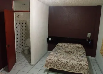 Hotel El 2000 hotel thumbnail 6