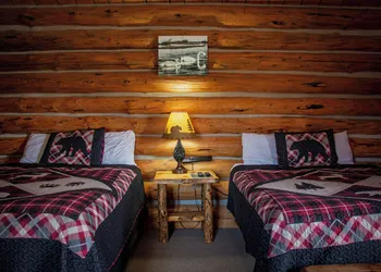 Crooked Creek hotel thumbnail 4