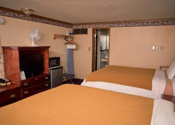 South Wind Inn hotel thumbnail 7