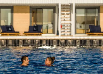 Flotel hotel thumbnail 7
