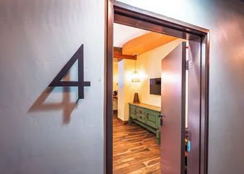 Nomads Hotel - Near San Clemente Pier hotel thumbnail 3