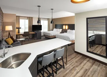 Residence Inn by Marriott Toronto Mississauga West hotel thumbnail 4