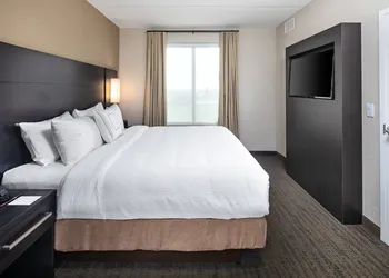 Residence Inn by Marriott Toronto Mississauga West hotel thumbnail 7
