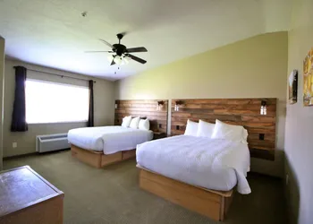 Hidden Canyon Retreat hotel thumbnail 8