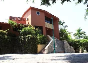 Coral Vista Del Mar hotel thumbnail 2