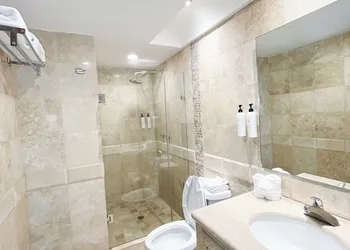 Quality Inn Mazatlan hotel thumbnail 6