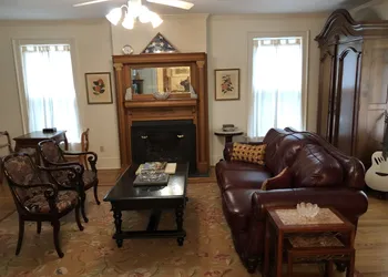 Love Lane Bed & Breakfast hotel thumbnail 4