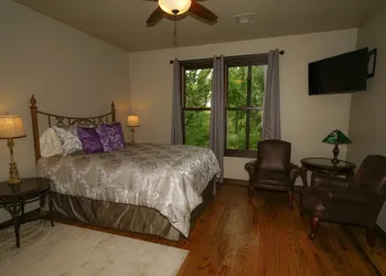 Hidden Meadows B&B hotel thumbnail 4