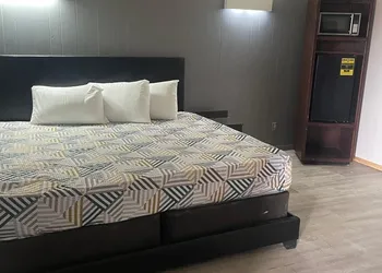 Sands Motel hotel thumbnail 8