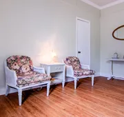 Tolley House hotel detail image 3