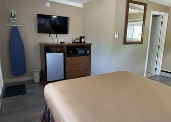 Claremont Motor Lodge hotel thumbnail 7