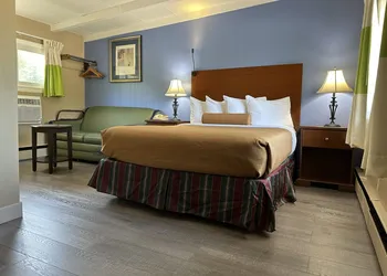 Claremont Motor Lodge hotel thumbnail 8