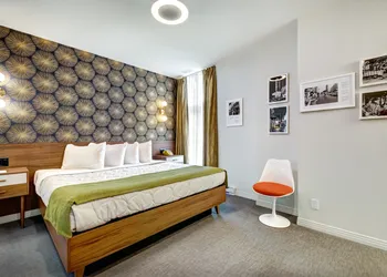 Hotel Uville Montreal hotel thumbnail 8