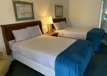 Motel 8 Lake City hotel thumbnail 4