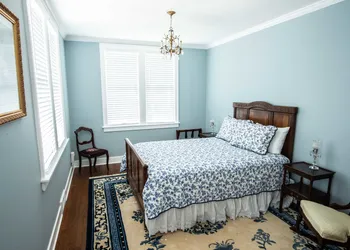Valparaiso Inn Bed & Breakfast hotel thumbnail 2