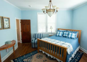 Valparaiso Inn Bed & Breakfast hotel thumbnail 3