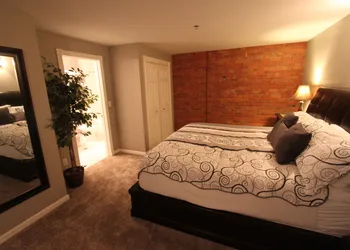 Lodging at the Gaffer Inn hotel thumbnail 6