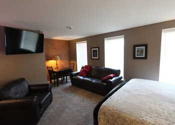 Lodging at the Gaffer Inn hotel thumbnail 8