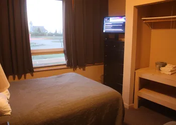Old School Motel RV hotel thumbnail 5