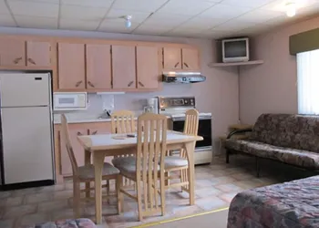 Motel Di-No hotel thumbnail 8