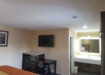 Garey Motel hotel thumbnail 5