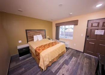 Garey Motel hotel thumbnail 6