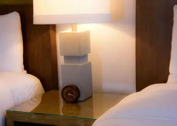 Sunset Inn hotel thumbnail 3