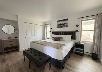 Beaver Meadows Resort Ranch hotel thumbnail 8