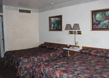 Thunderbird Motel hotel thumbnail 3