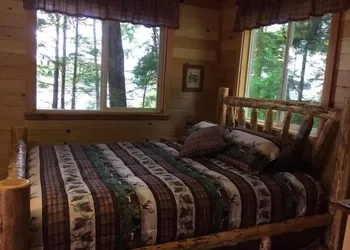 Eagles Wings Wilderness Lodge hotel thumbnail 6