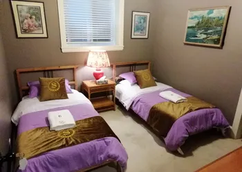 Sunny Island by White Rock B&B hotel thumbnail 5