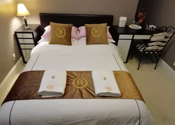 Sunny Island by White Rock B&B hotel thumbnail 6