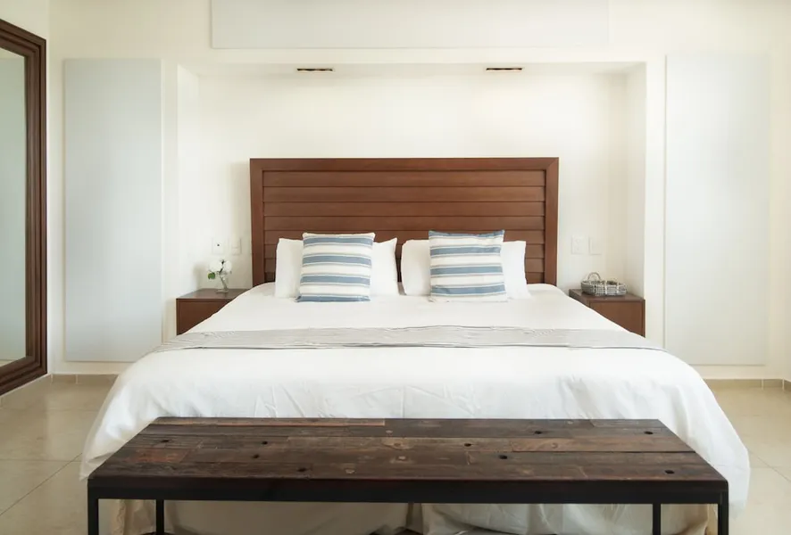 ARENA Stunning 2 BDR Beachfront- Designer Vibes hotel detail image 2