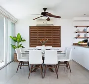 ARENA Stunning 2 BDR Beachfront- Designer Vibes hotel detail image 5