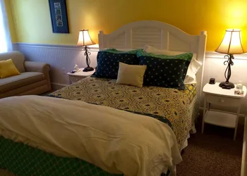 Coach Stop Inn hotel thumbnail 7