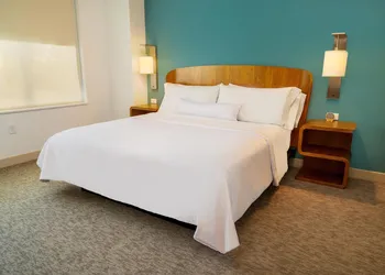 Element by Marriott Sacramento Airport hotel thumbnail 7